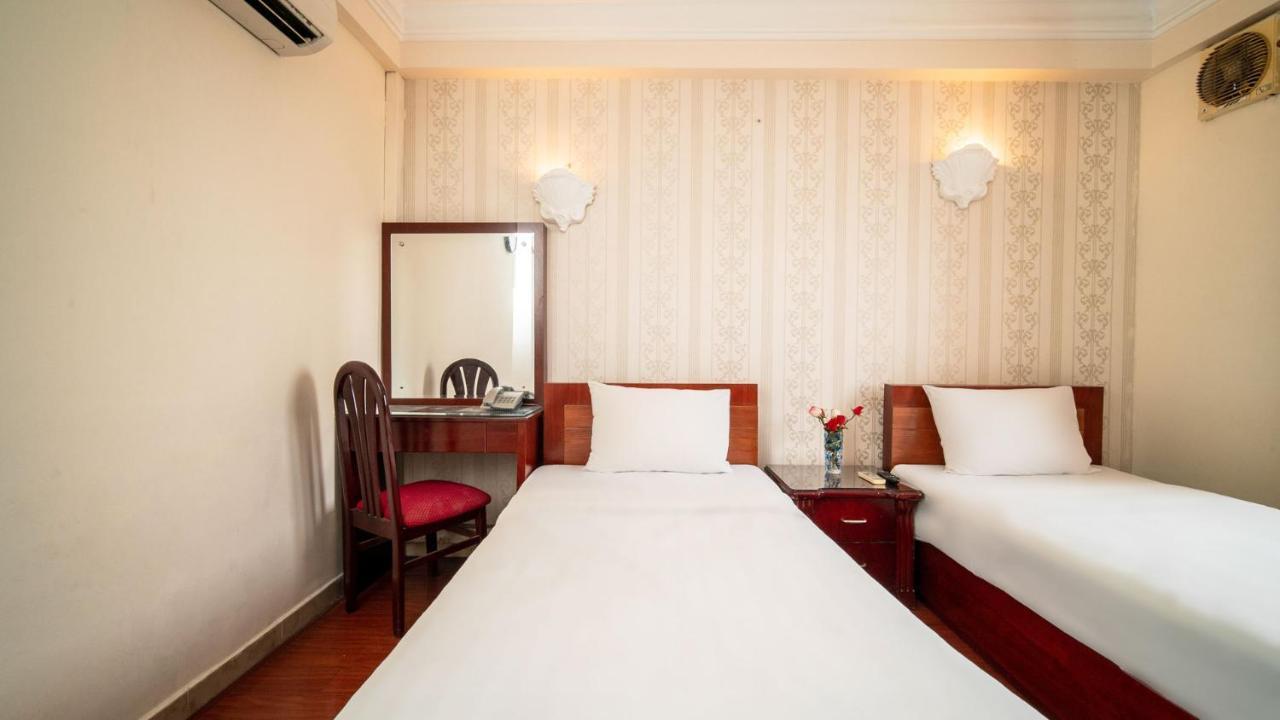 Khách sạn Saigon View